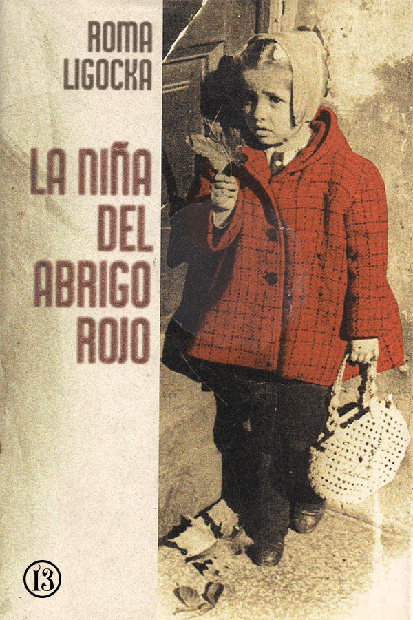 La niña del abrigo rojo