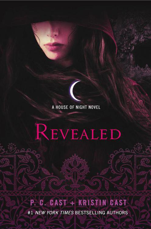 Revealed (House of Night Novels)