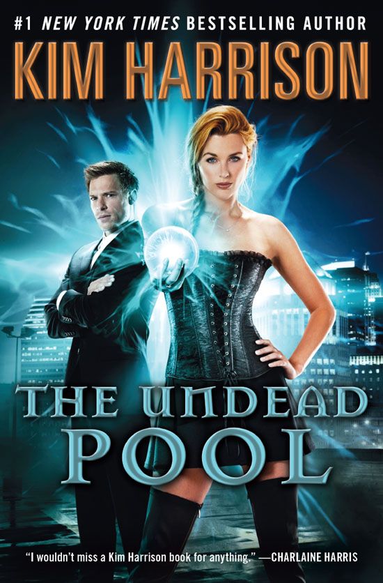 The Undead Pool (The Hollows Book 12)