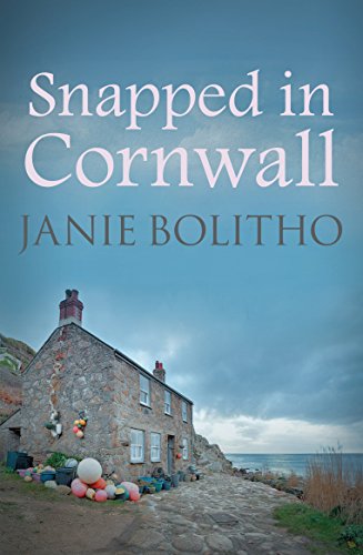 Snapped in Cornwall (Cornwall Mysteries Book 1)