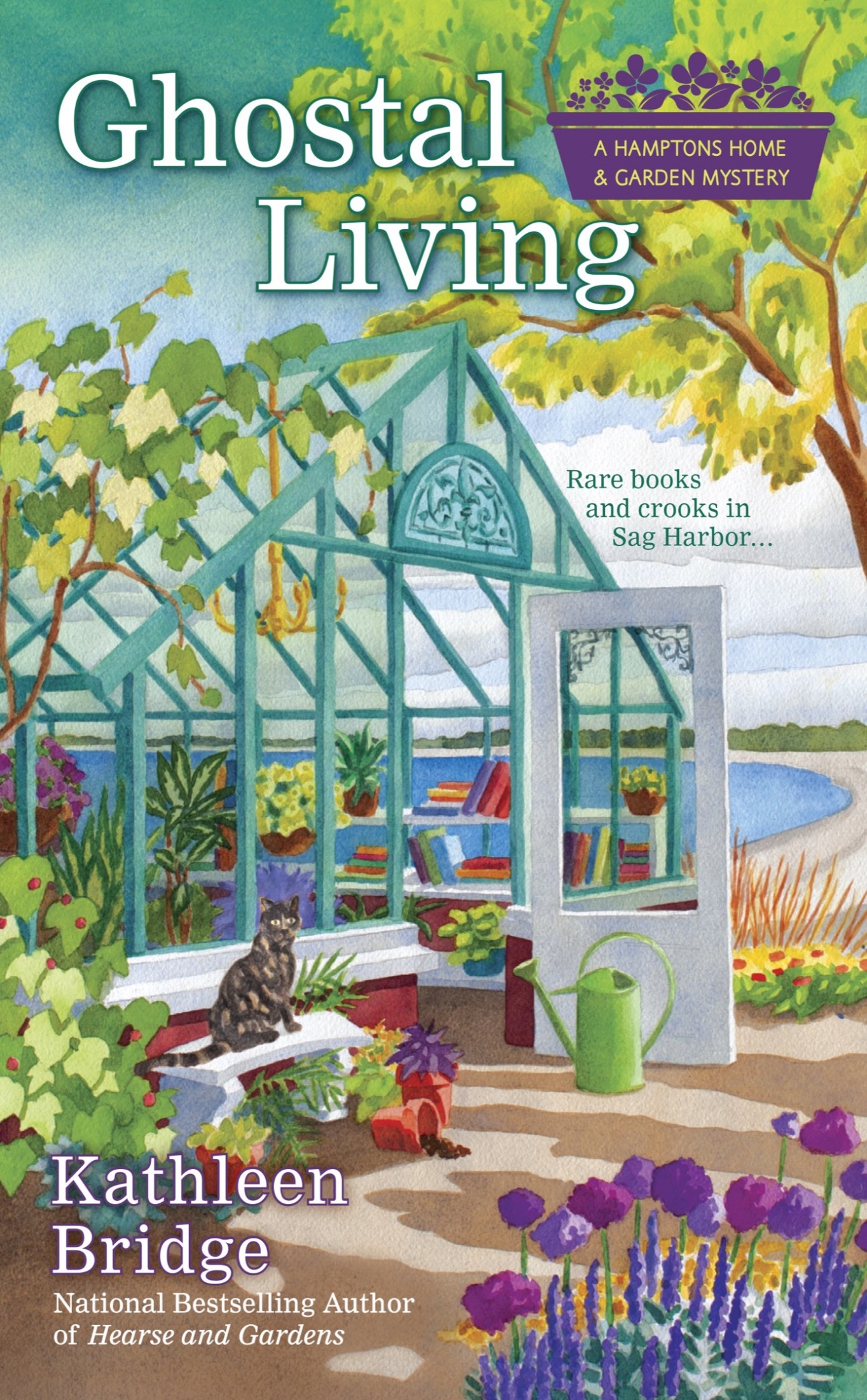 Ghostal Living (Hamptons Home & Garden Mysteries 3)