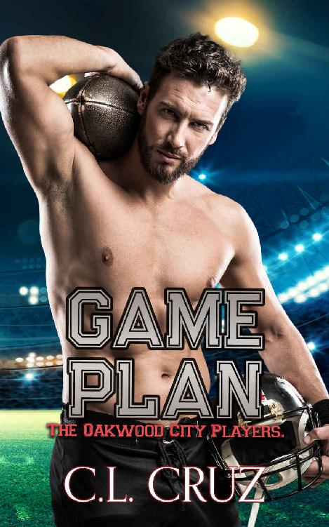 Game Plan: A Curvy Woman Secret Baby Romance (Oakwood City Players Book 1)