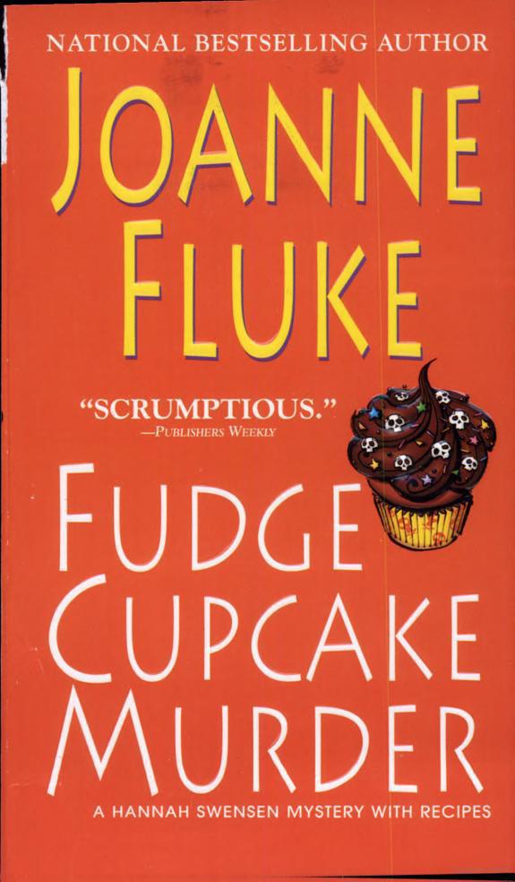 Fudge Cupcake Murder