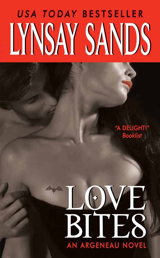 Love Bites (Argeneau Vampire)