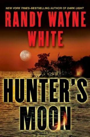 Hunter's Moon (A Doc Ford Novel)