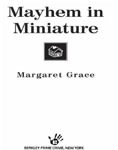 Mayhem in Miniature: A Miniature Mystery