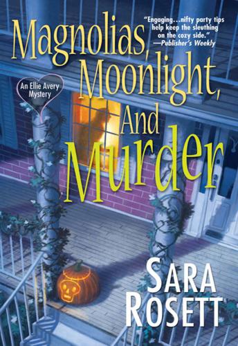 Magnolias, Moonlight, and Murder