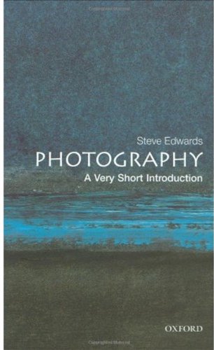 Photography : a very short introduction