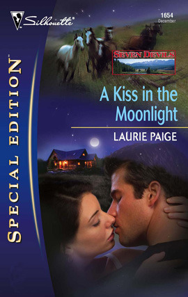 A Kiss in the Moonlight