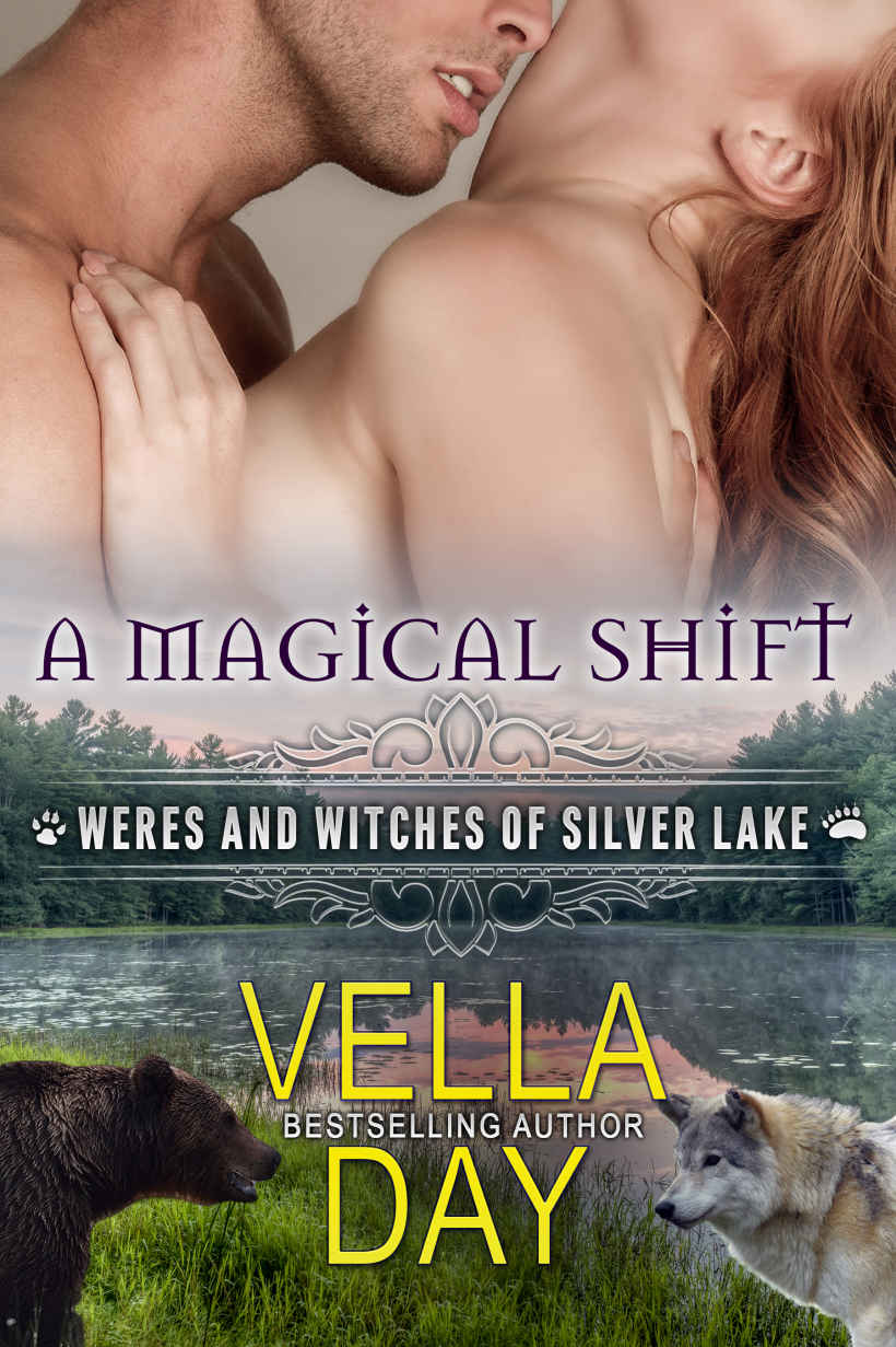 A Magical Shift: A Hot Paranormal Fantasy Saga (Weres and Witches of Silver Lake) (Volume 1)