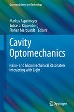 Cavity optomechanics : nano- and micromechanical resonators interacting with light