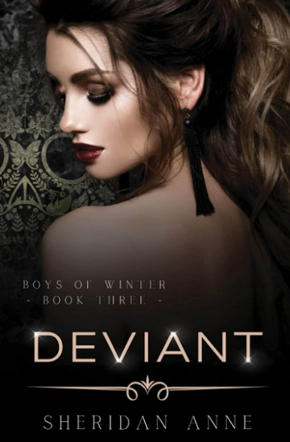 Deviant: A Dark Enemies to Lovers Reverse Harem Romance (Boys Of Winter)