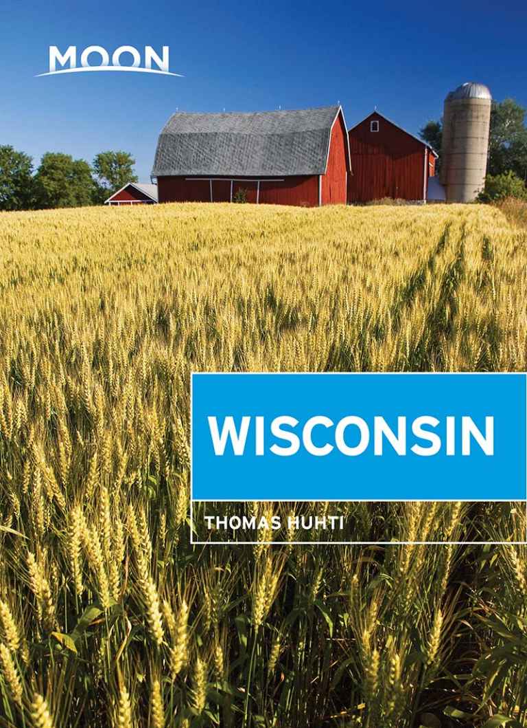 Moon Wisconsin (Travel Guide)