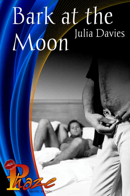 Julia Davies Moon 01 Bark at the Moon Phaze MM