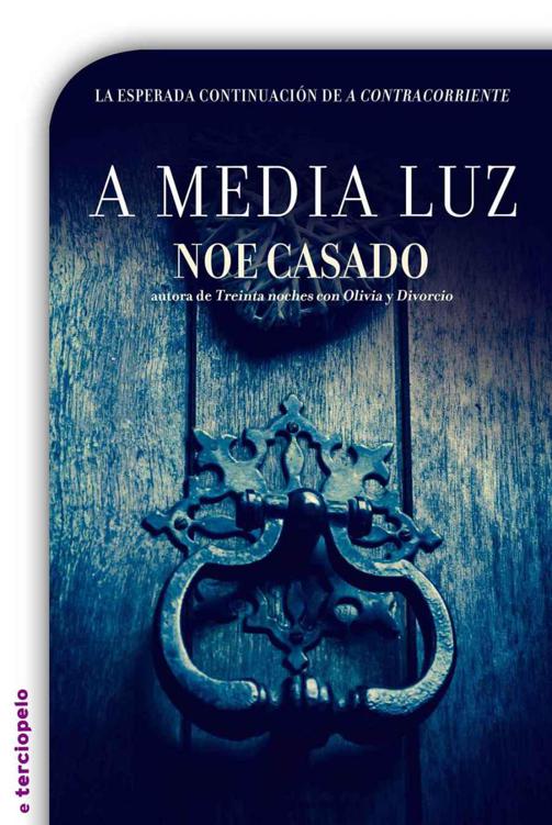 A media luz