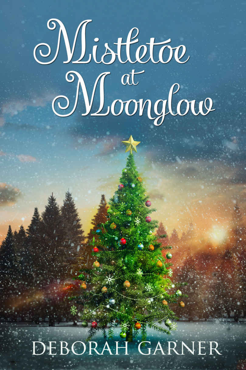 Mistletoe at Moonglow (The Moonglow Christmas Series Book 1)