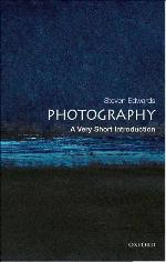 Photography: A Very Short Introduction (Very Short Introductions)