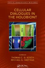 Cellular dialogues in the holobiont