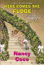 Here Comes the Fudge (A Candy-coated Mystery)
